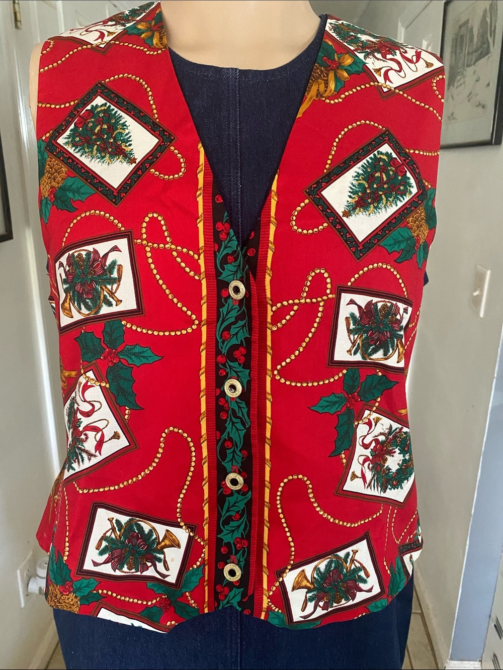 Talbots Red Holiday Print Vest with Green Accents